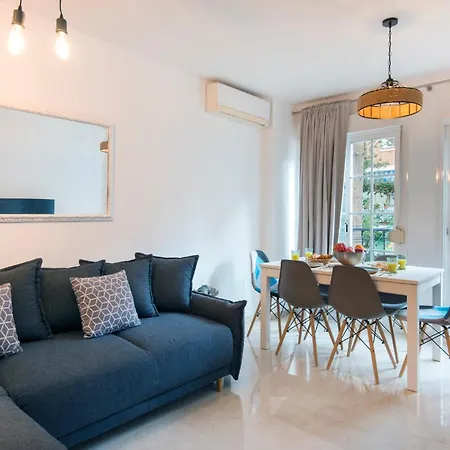 Victoria Square 2, Center Apartment Malaga