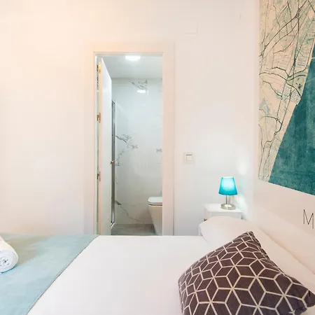 Victoria Square 2, Center Apartment Malaga